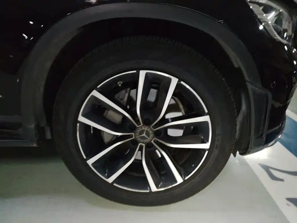 Mercedes-Benz GLC — миниатюра 8