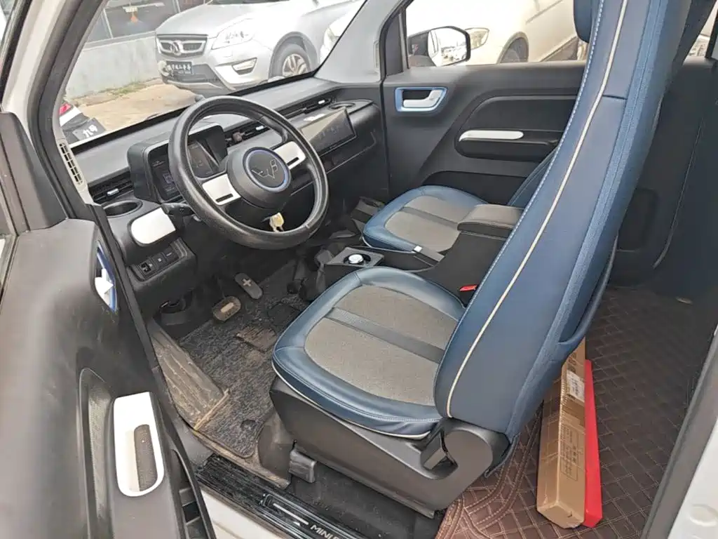 Wuling MINIEV — миниатюра 15