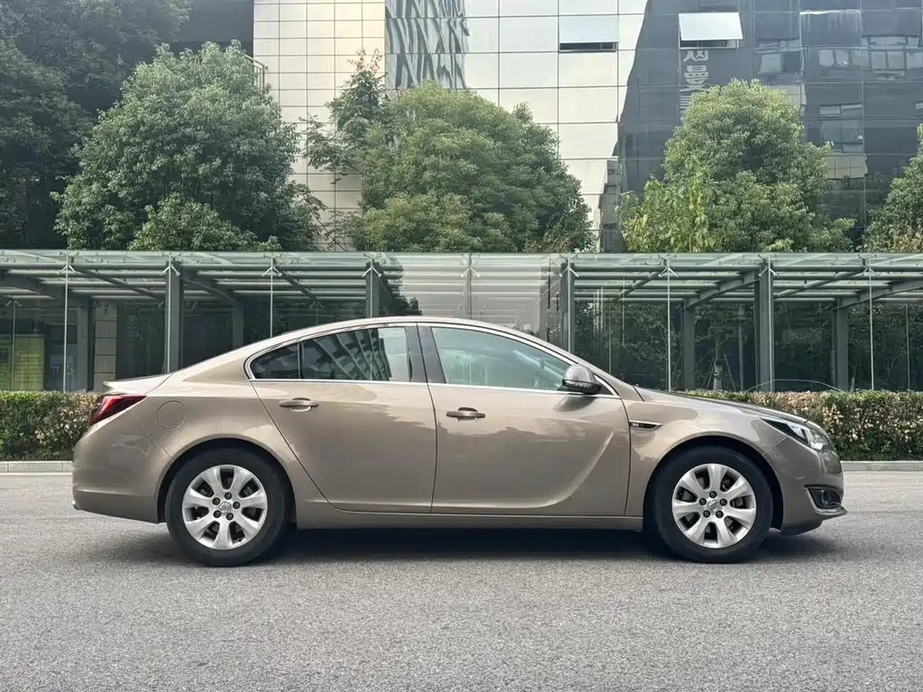 Buick Regal — миниатюра 7