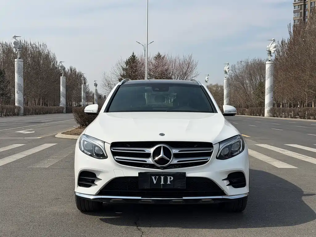 Mercedes-Benz GLC 2018 GLC 300 4MATIC