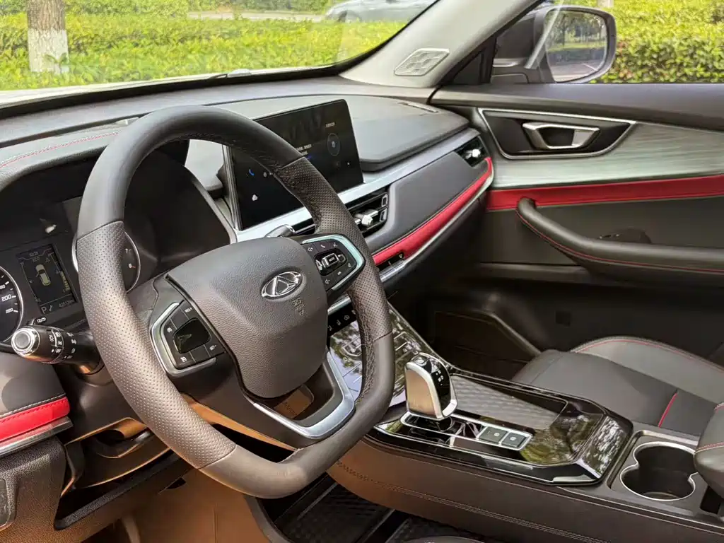 Chery Tiggo 7 - фото 13