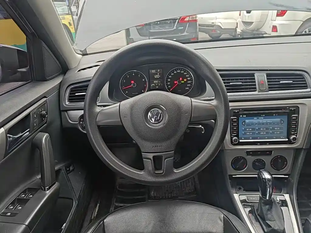 Volkswagen Lavida — миниатюра 11