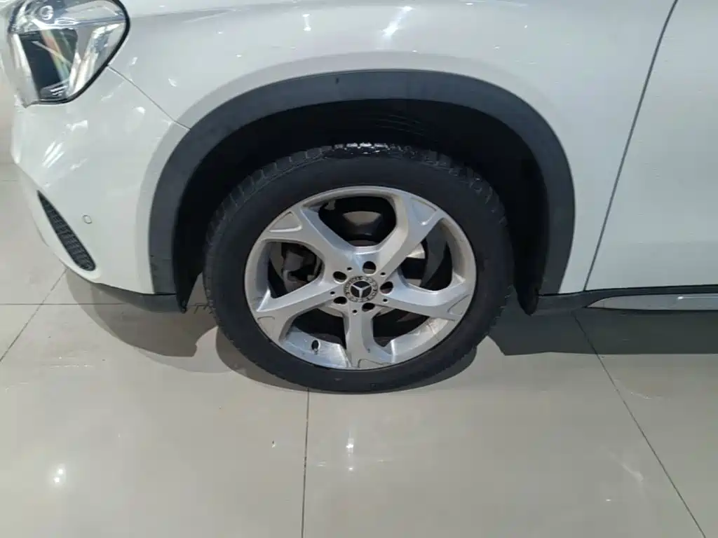 Mercedes-Benz GLA — миниатюра 23