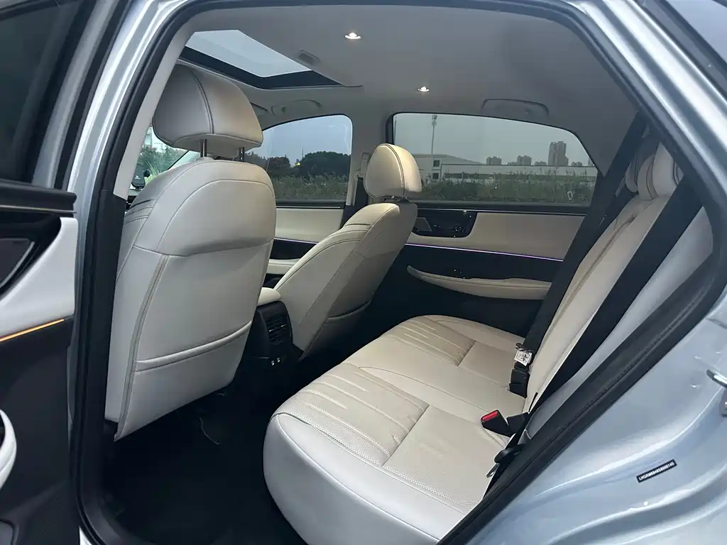 Honda e:NP2 — миниатюра 16