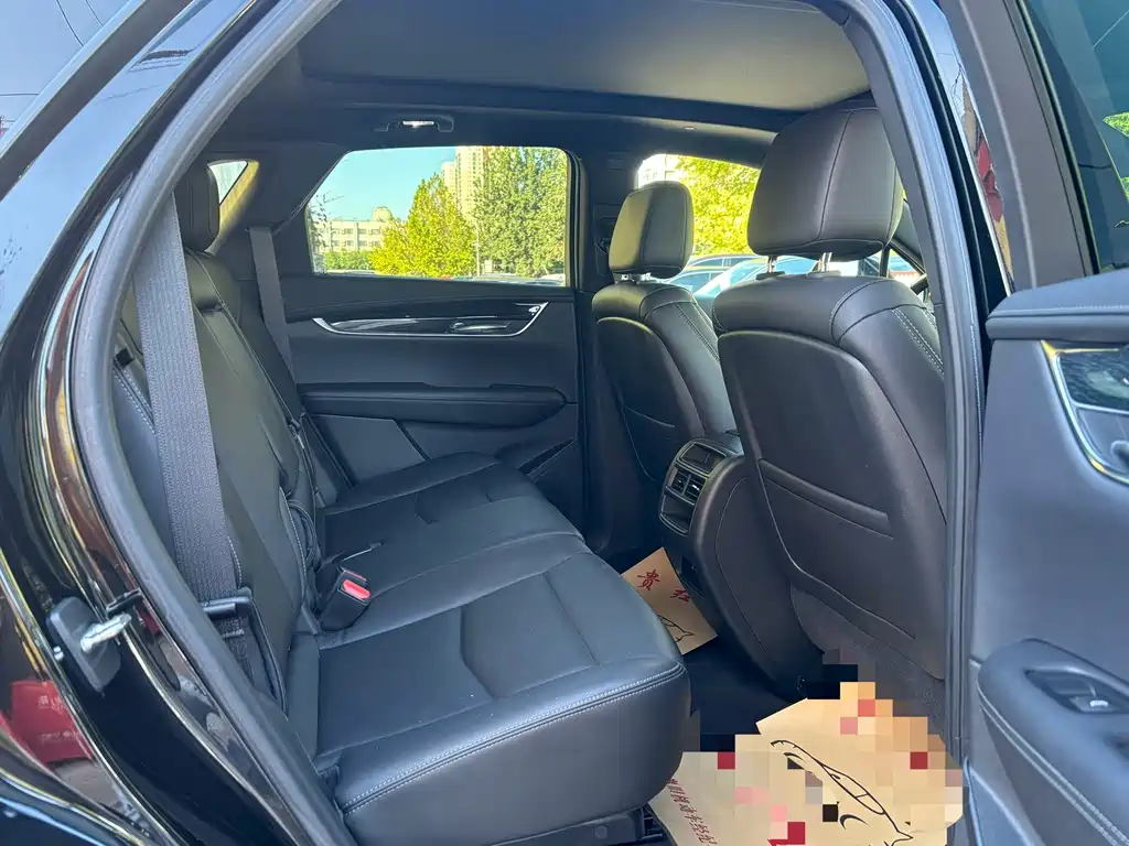 Cadillac XT5 — миниатюра 4