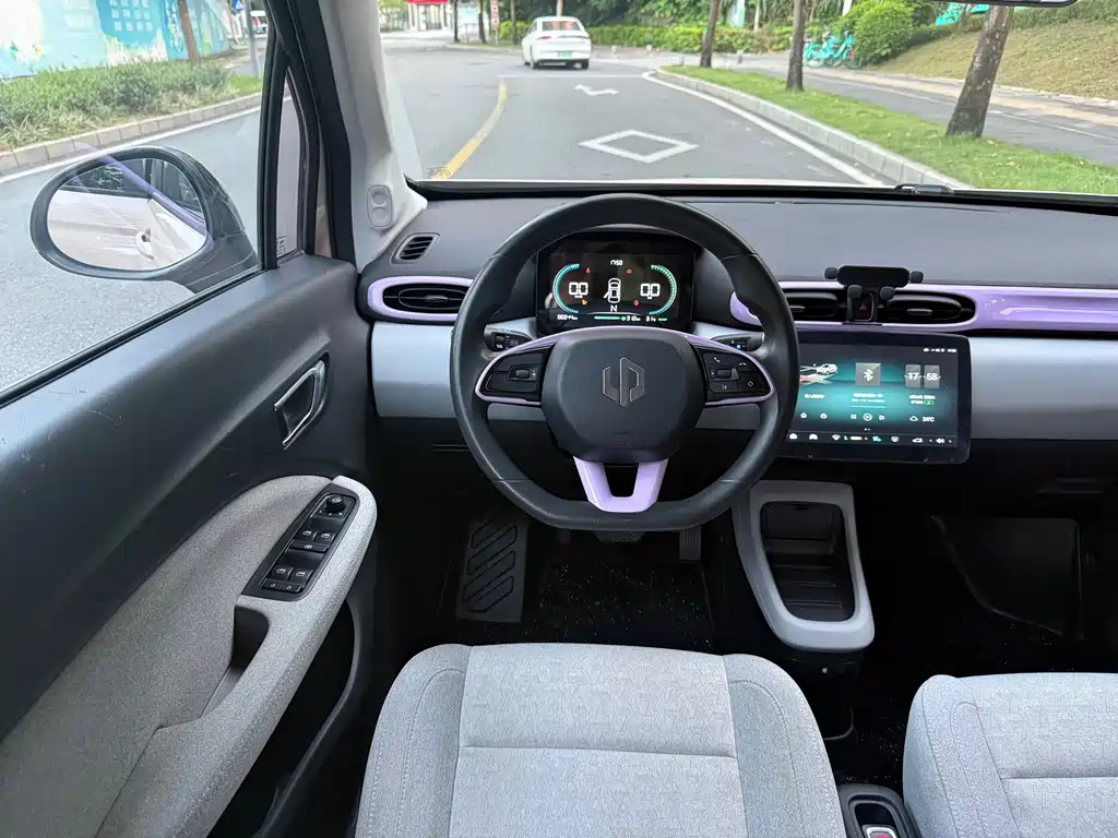 Leapmotor Leapmotor T03 — миниатюра 11