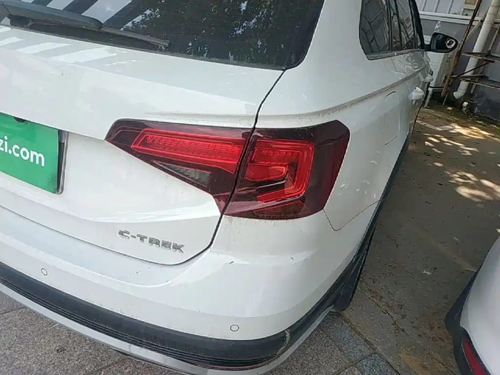 Volkswagen C-Trek 2018 1.5L AT Comfort