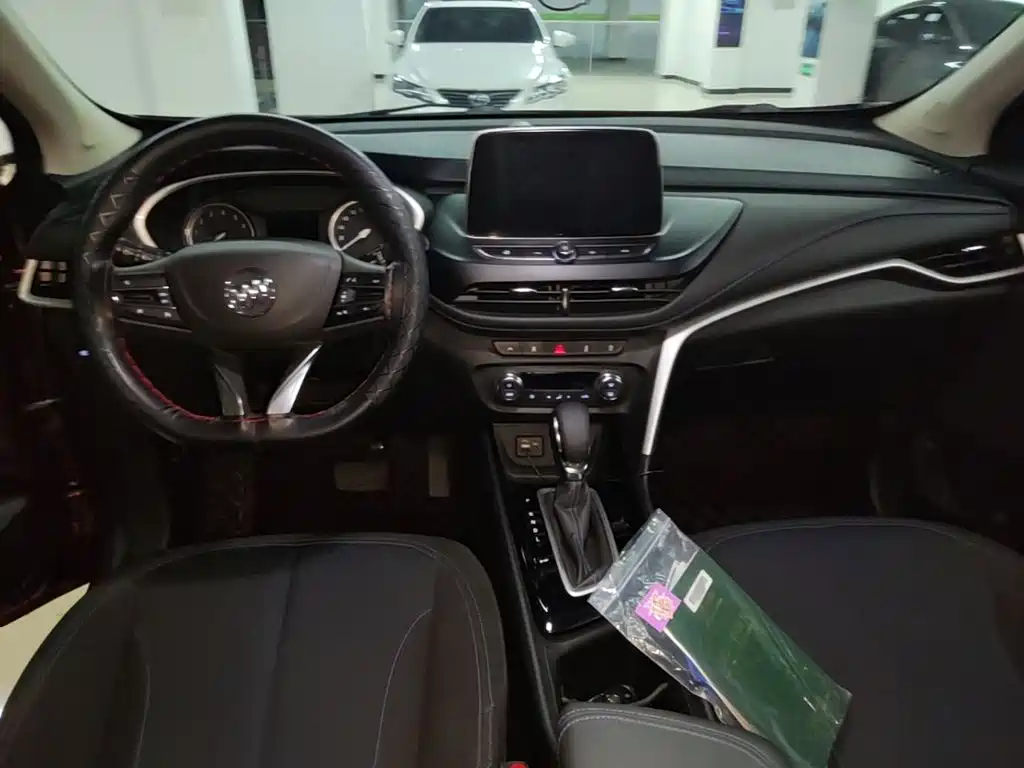Buick Encore — миниатюра 10