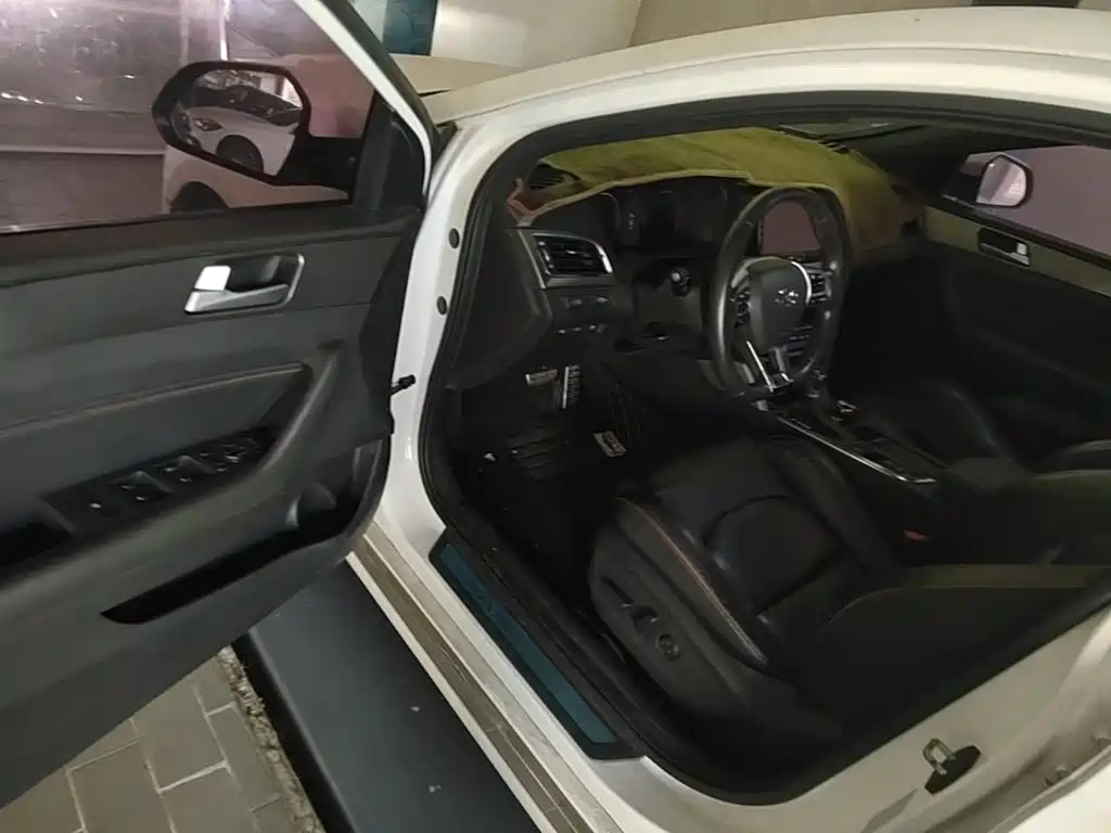 Hyundai Sonata — миниатюра 21