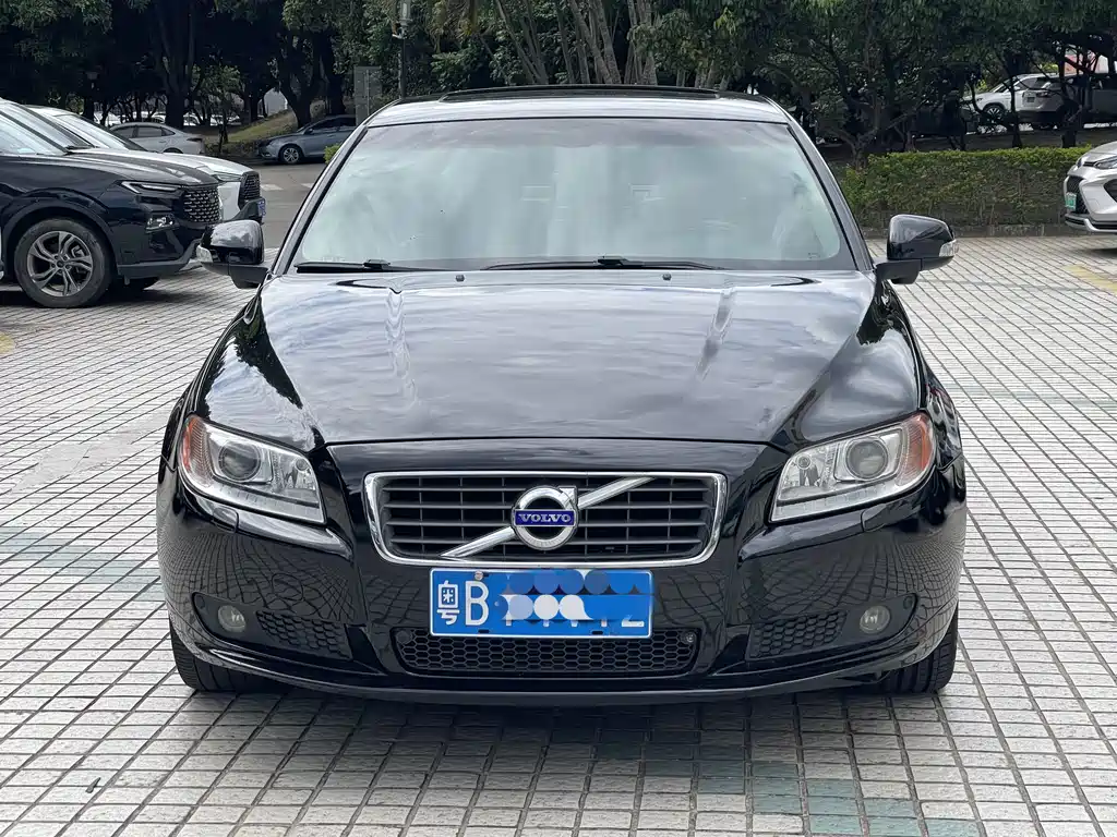 Volvo S80L — миниатюра 2