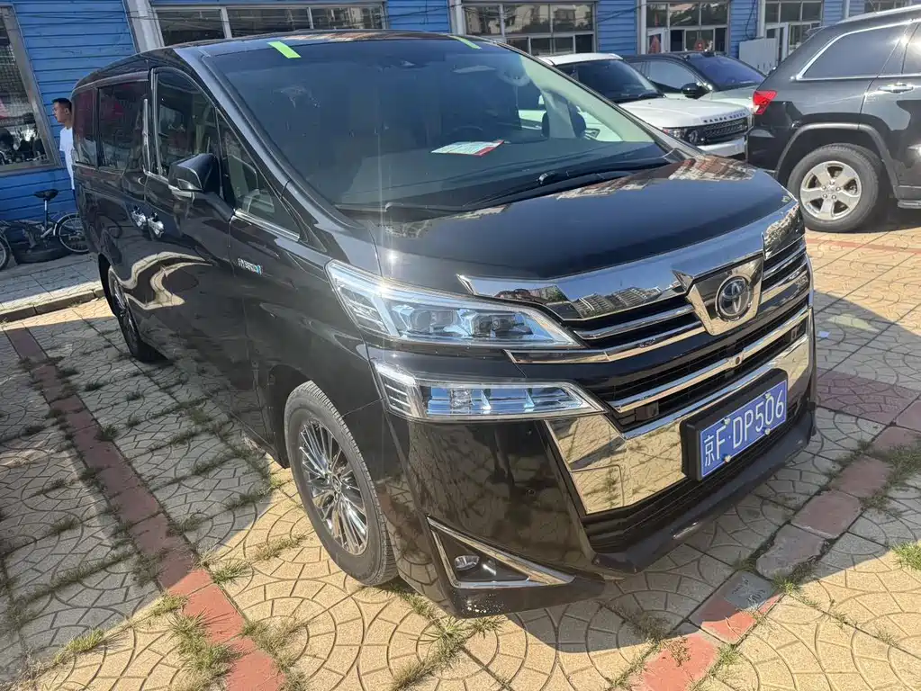 Toyota Vellfire — миниатюра 3