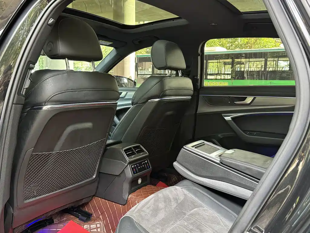 Audi A6L — миниатюра 9