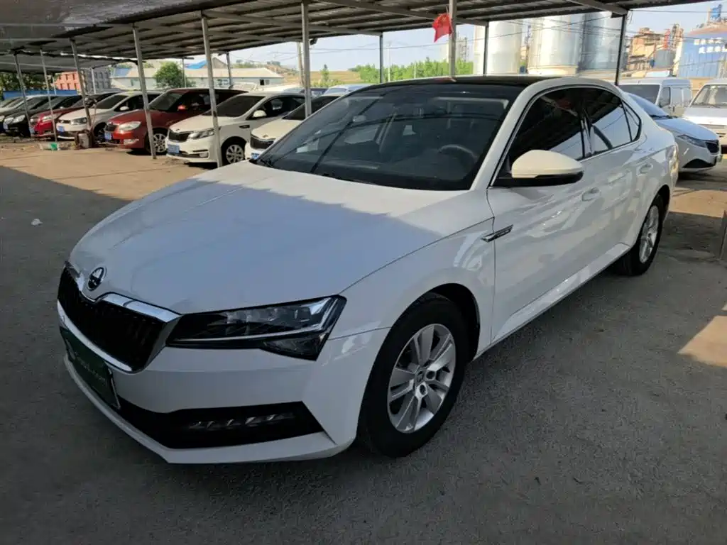 Skoda Superb 2021