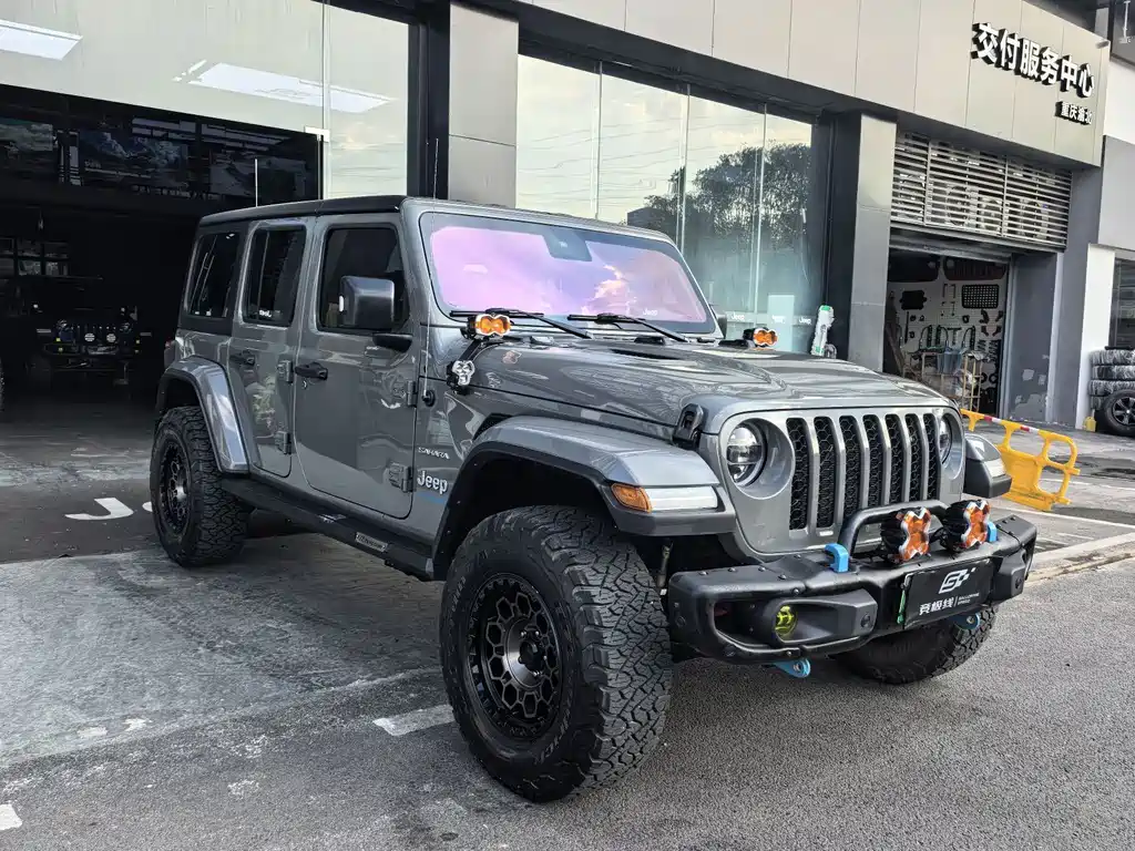 Jeep Wrangler PHEV — миниатюра 3