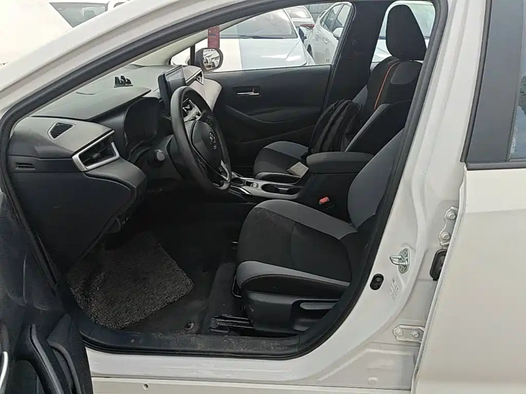 Toyota Corolla — миниатюра 20
