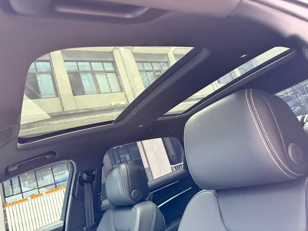 Audi A6L — миниатюра 22