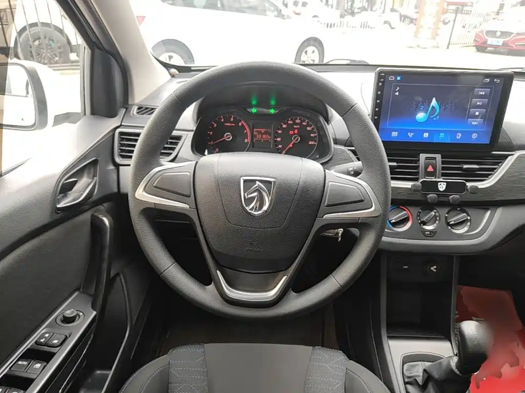 Baojun 310 — миниатюра 11