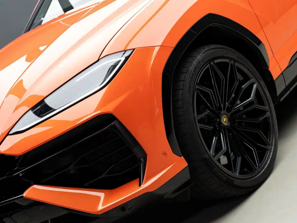Lamborghini Urus SE — миниатюра 3