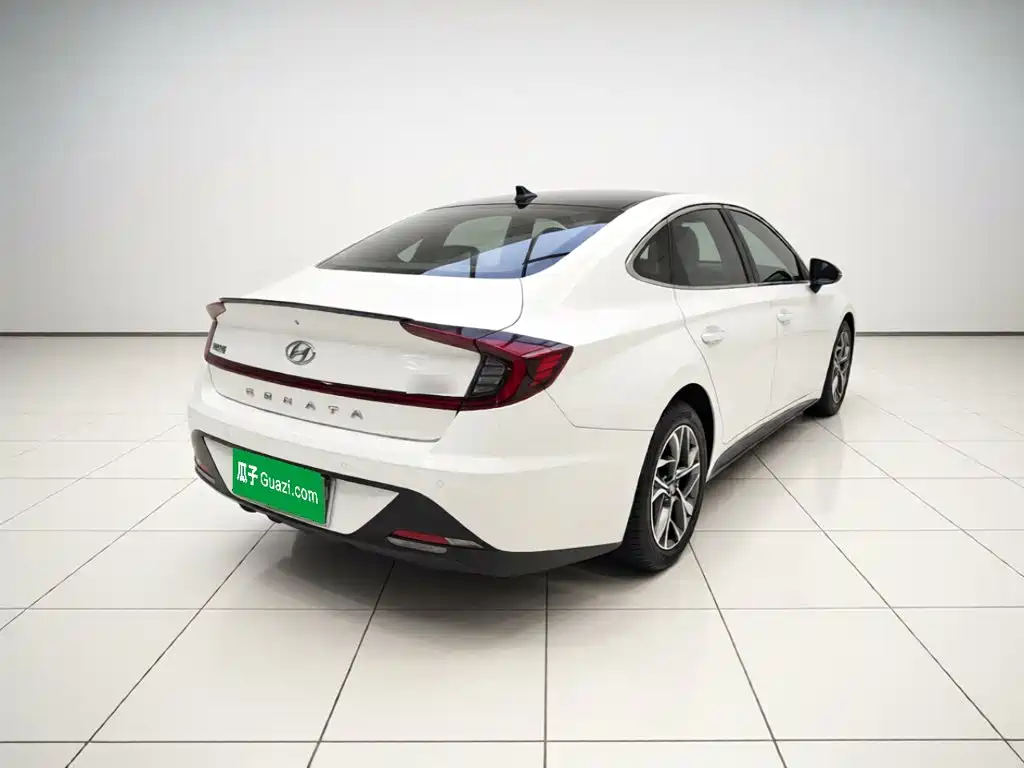 Hyundai Sonata — миниатюра 6