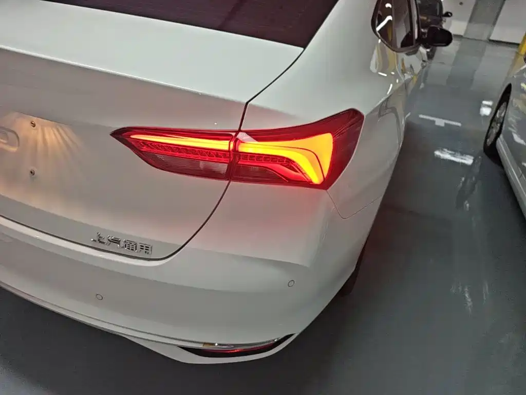 Buick Verano — миниатюра 8