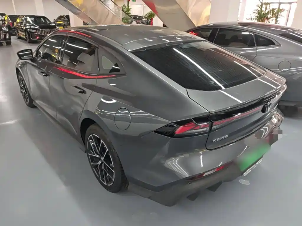 Changan UNI-V iDD — миниатюра 5