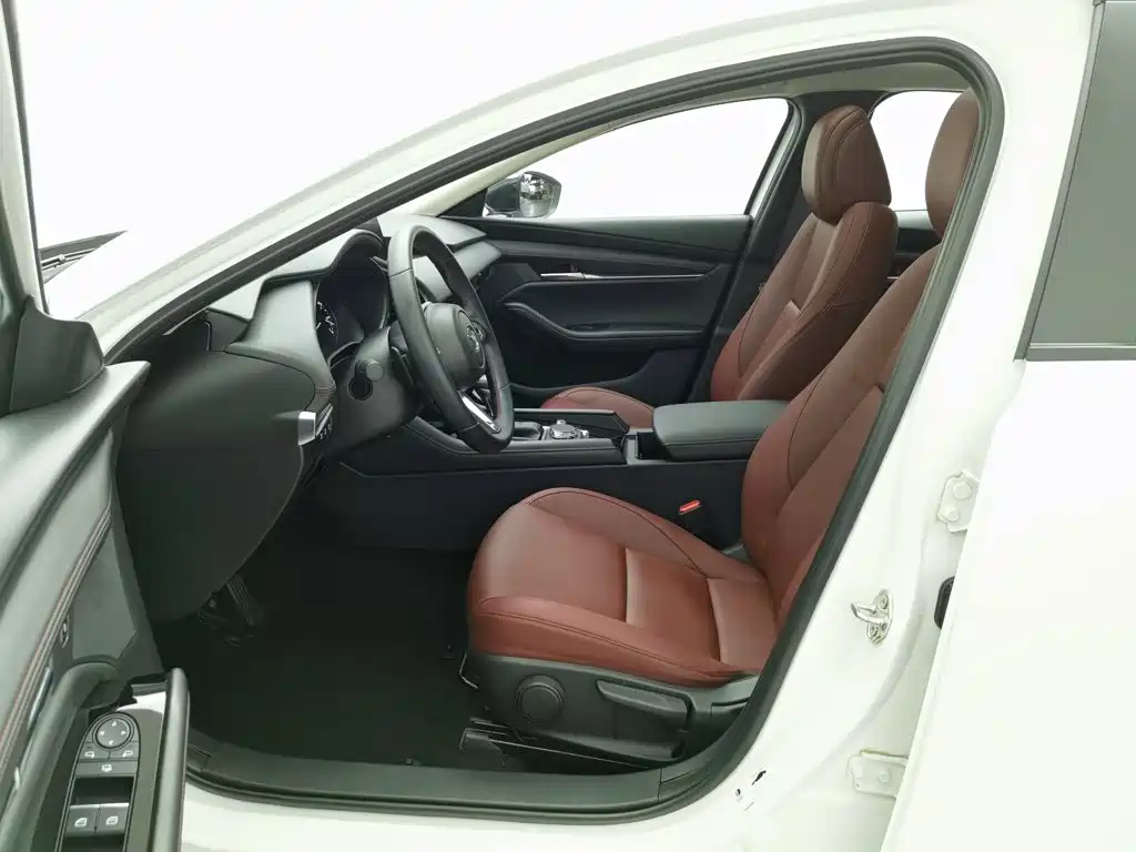 Mazda 3 Axela — миниатюра 10