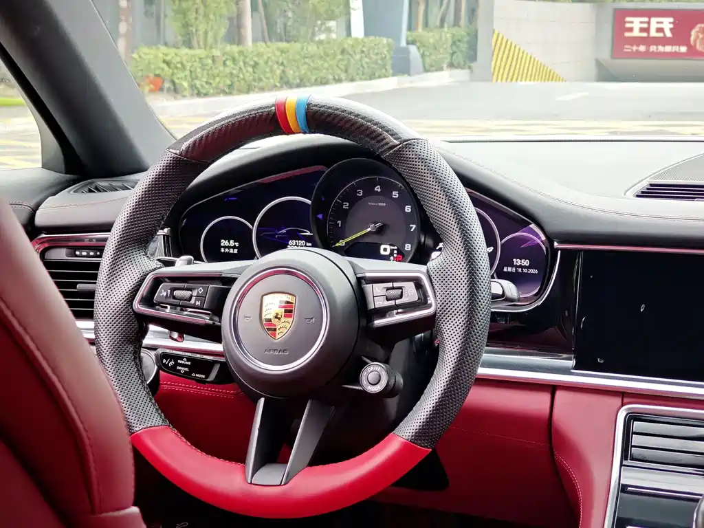 Porsche Panamera Hybrid — миниатюра 10