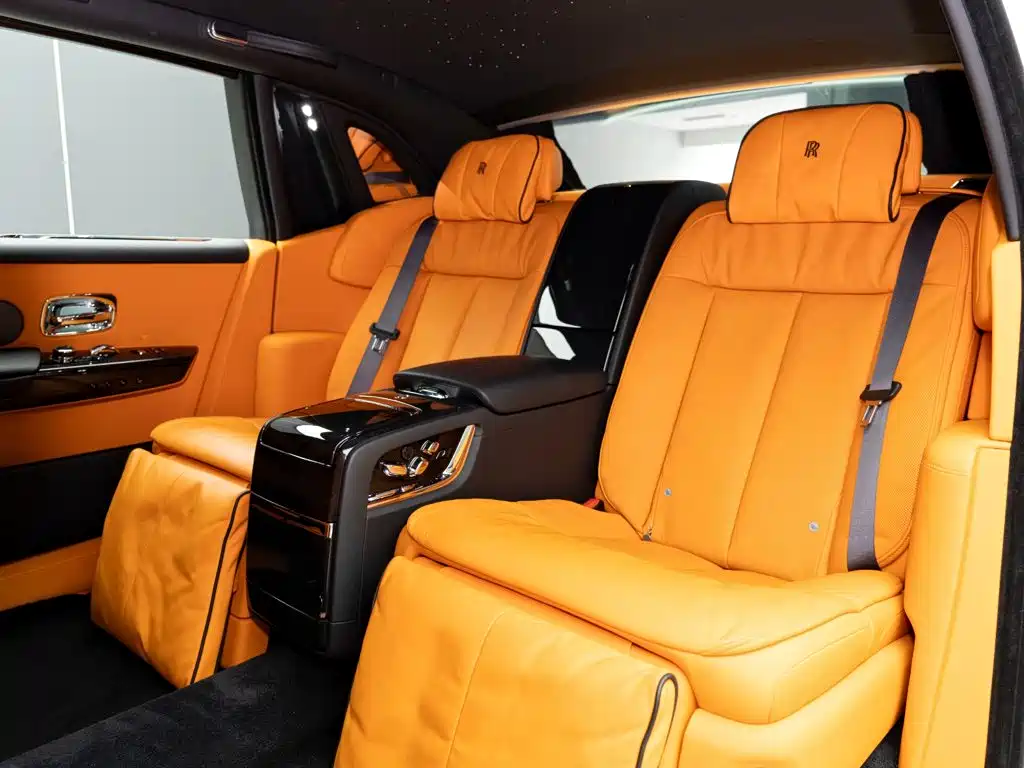 Rolls-Royce Phantom — миниатюра 12
