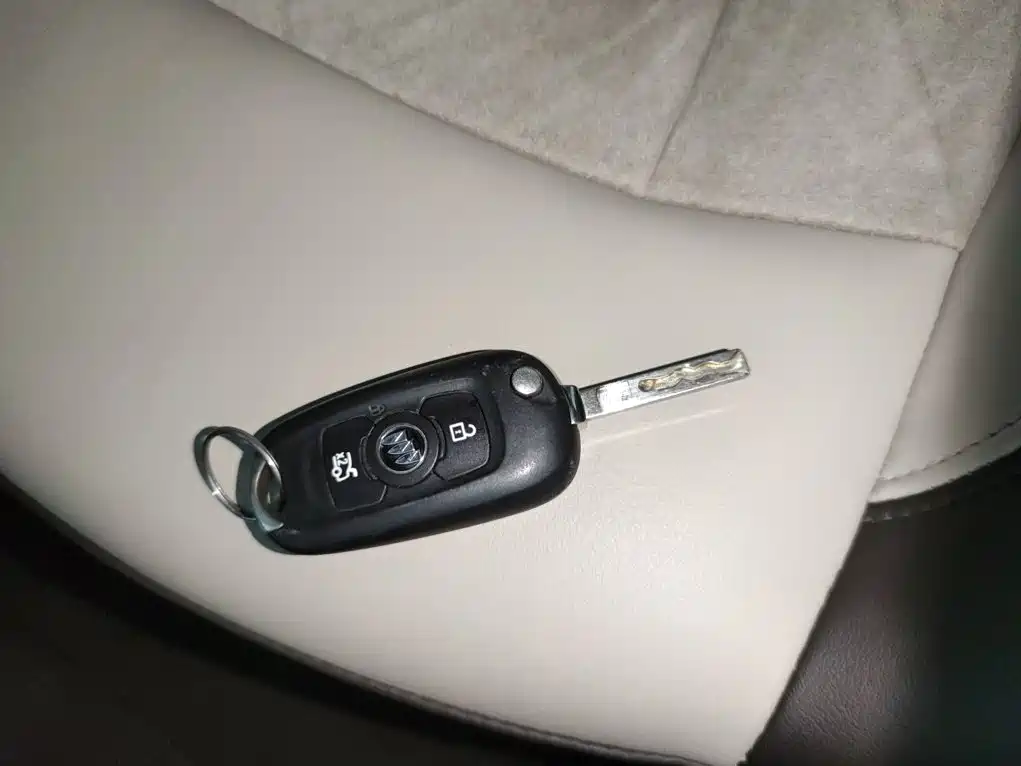 Buick Verano — миниатюра 9