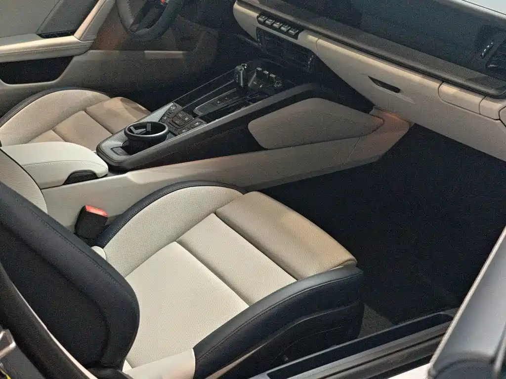 Porsche 911 — миниатюра 9