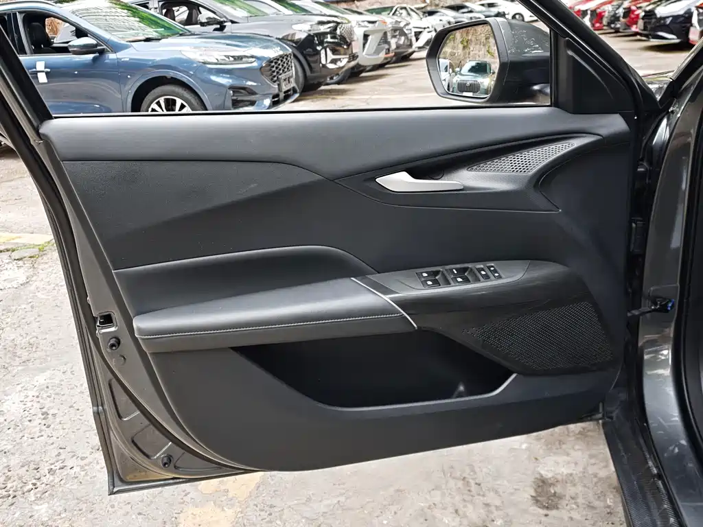 Changan Yida — миниатюра 8