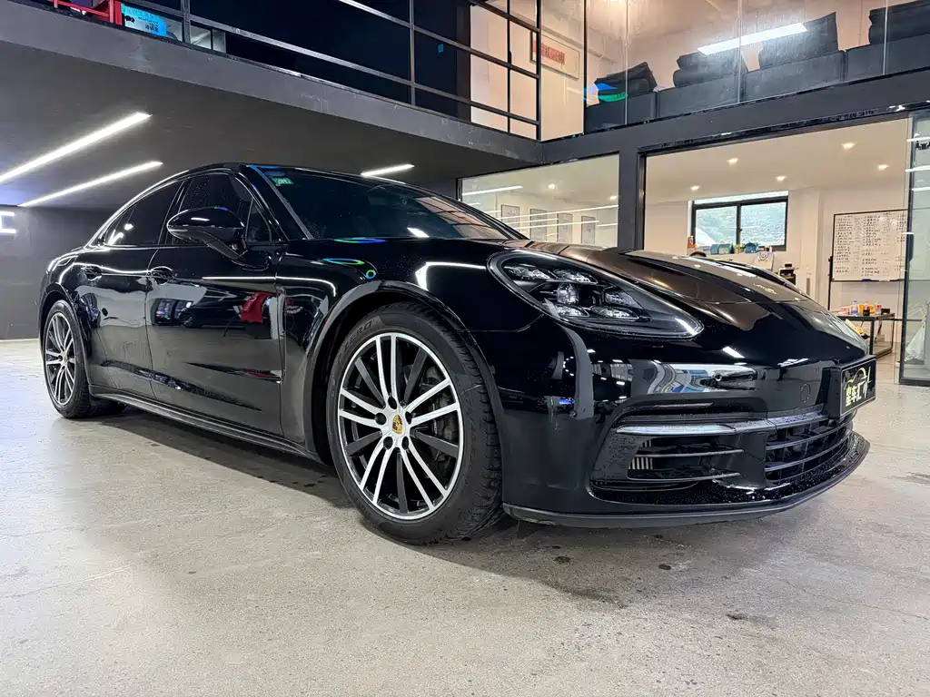 Porsche Panamera — миниатюра 3