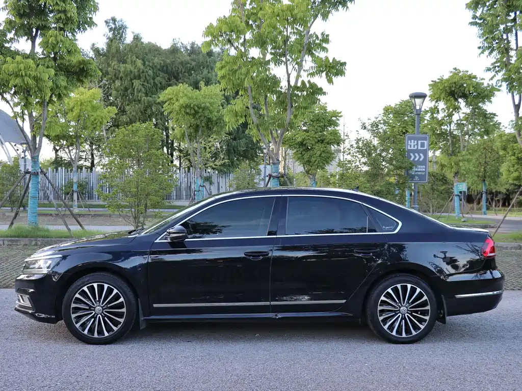 Volkswagen Passat 2016 330TSI DSG