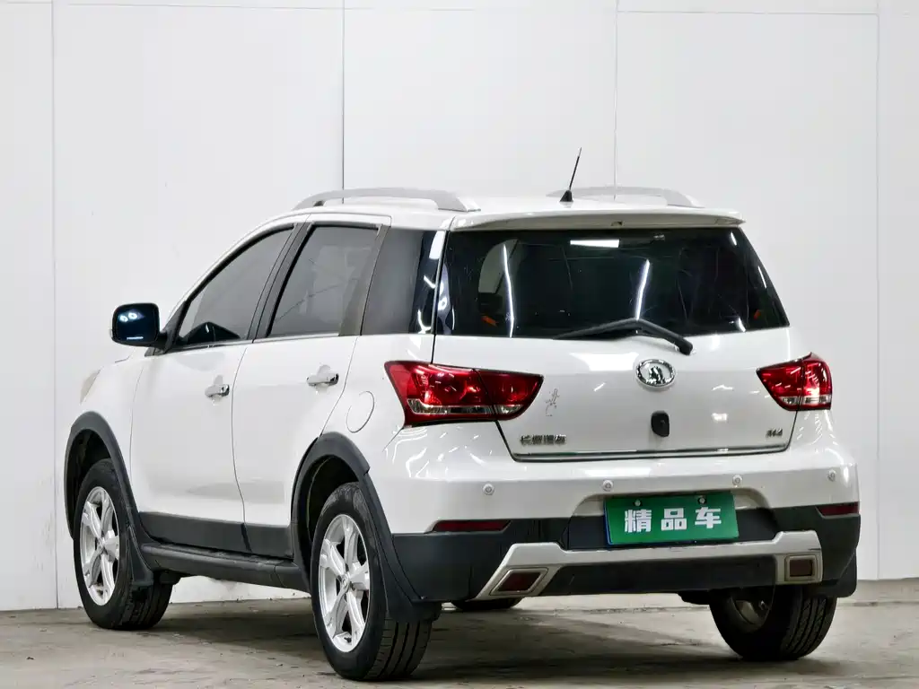 Great Wall M4 2012 1.5L MT Comfort