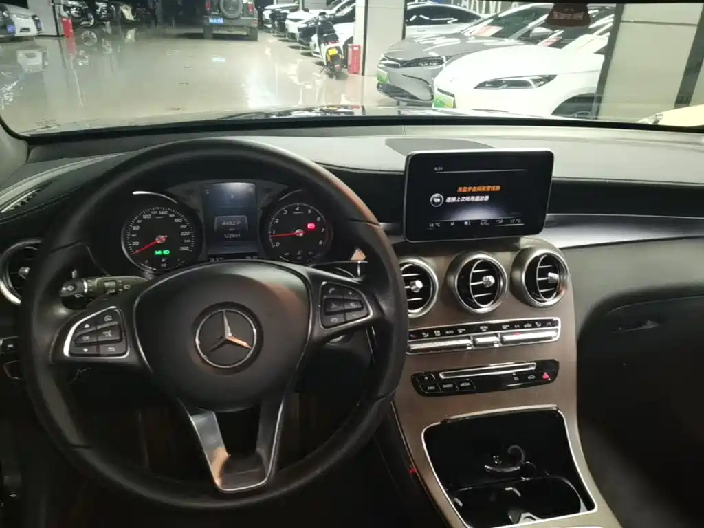 Mercedes-Benz GLC — миниатюра 14