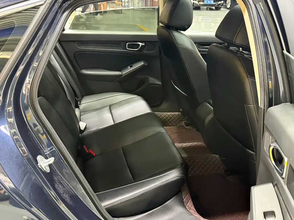 Honda Civic 2023 240TURBO CVT