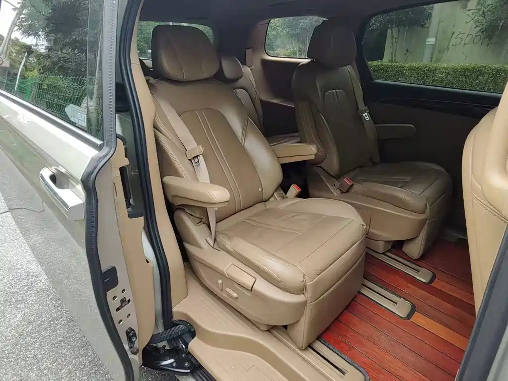 Buick GL8 — миниатюра 14