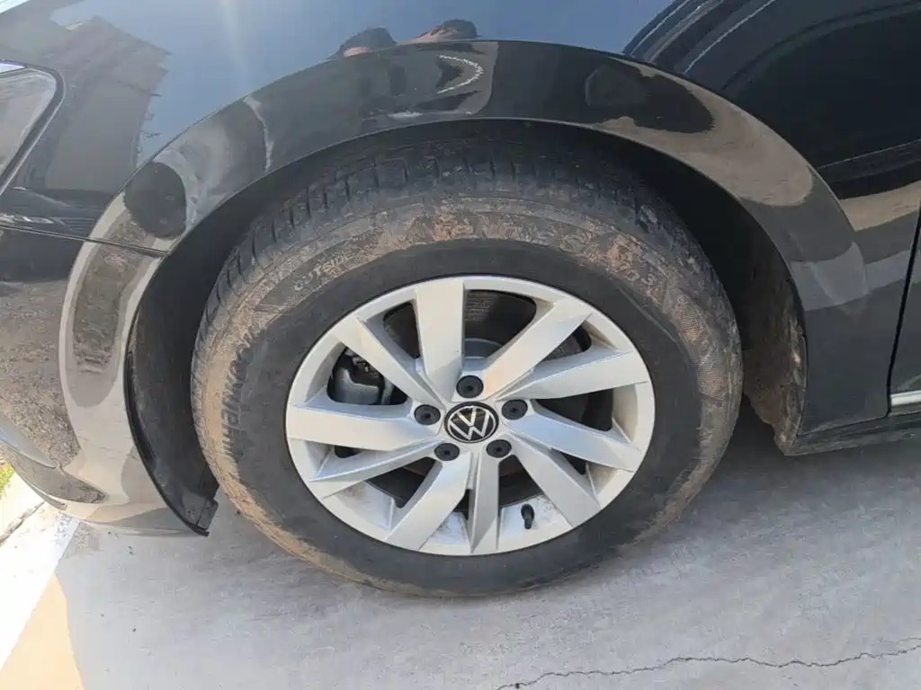Volkswagen Passat — миниатюра 23