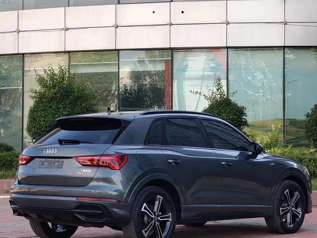 Audi Q3 2022 35 TFSI Fashion