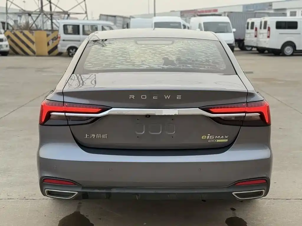 Roewe i6 MAX New Energy — миниатюра 5