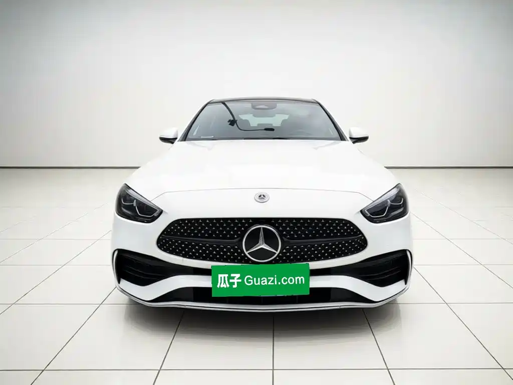 Mercedes-Benz C-Class — миниатюра 2