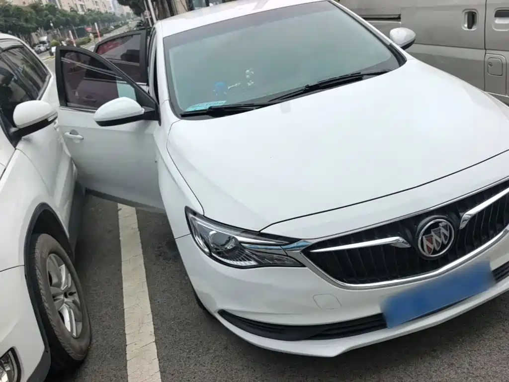 Buick Excelle — миниатюра 4