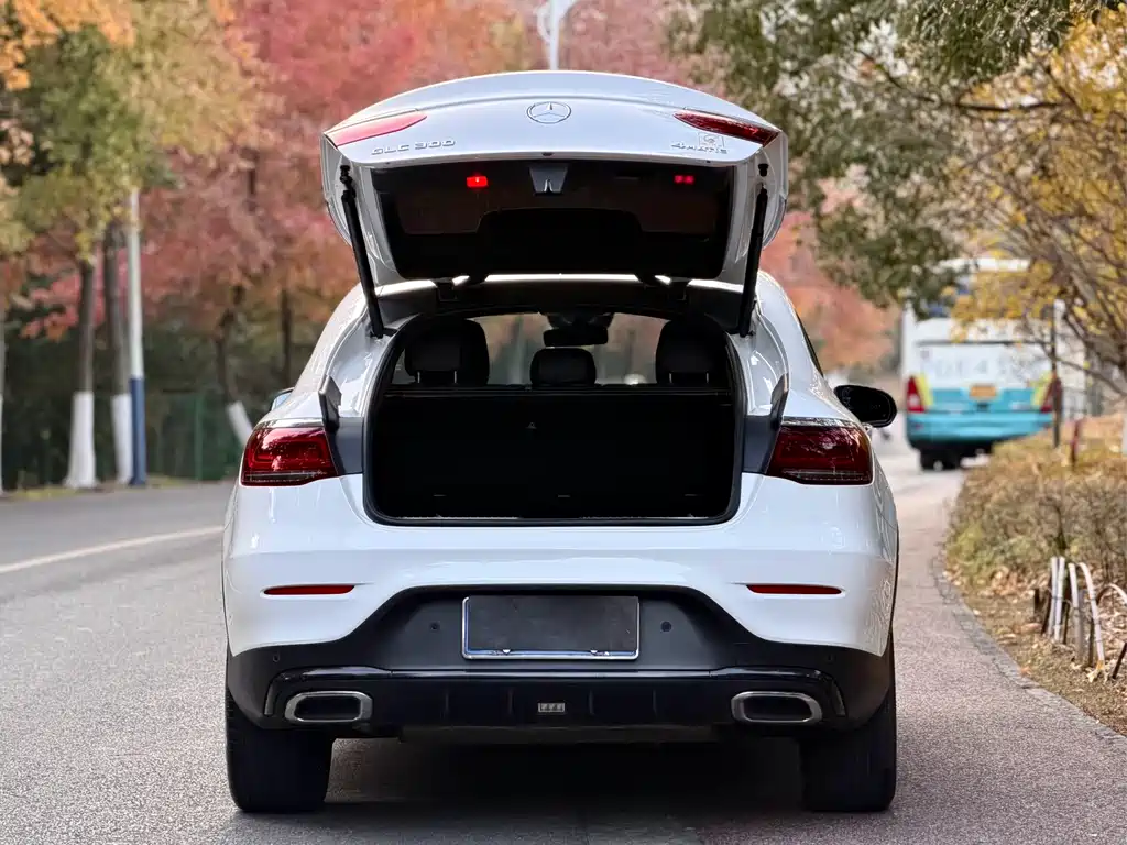 MERCEDES-BENZ GLC COUPE