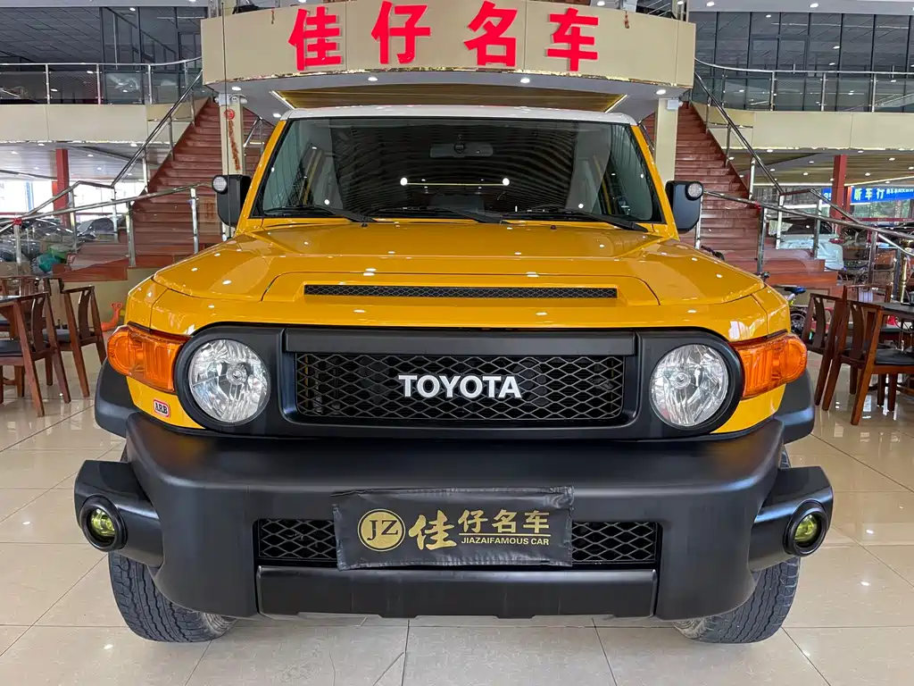 Toyota FJ Cruiser FJ 2019 4.0L AT