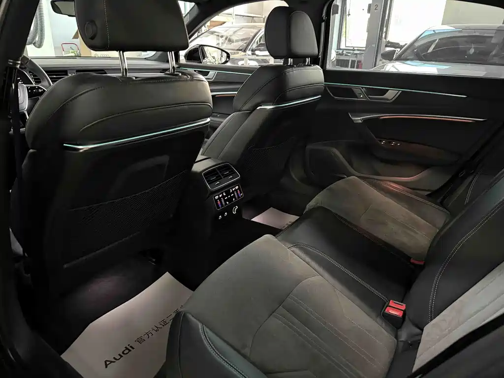 Audi A6L — миниатюра 11