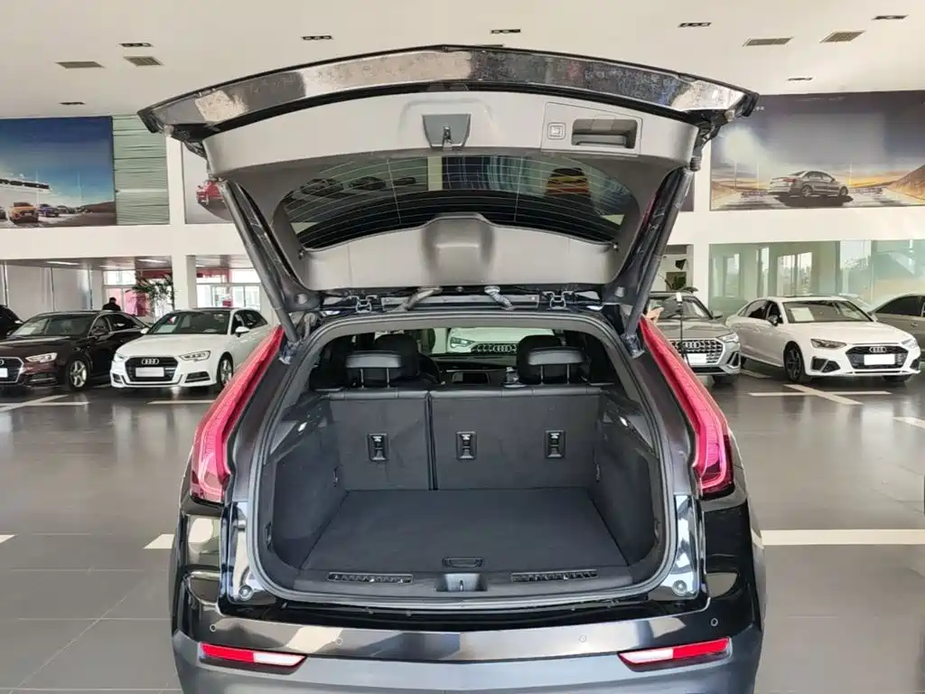 Cadillac XT4 — миниатюра 19