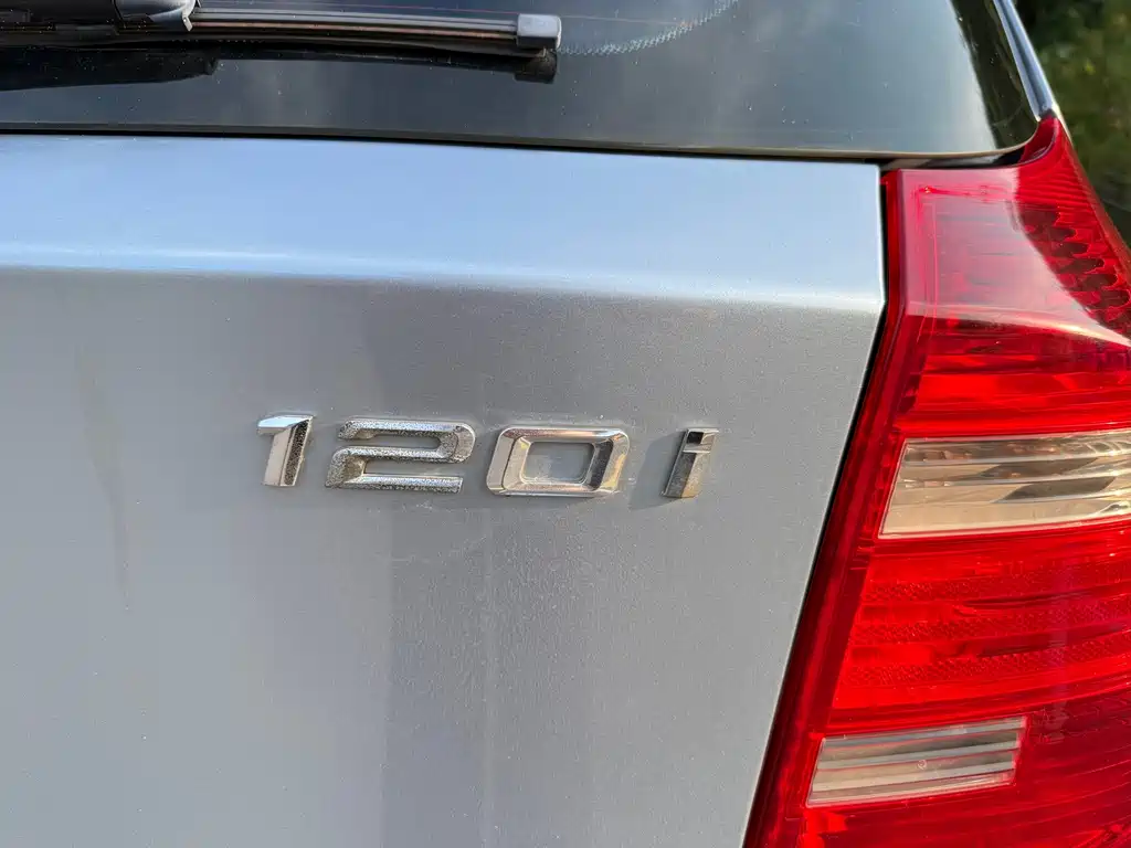 BMW 1 Series (Import) — миниатюра 6