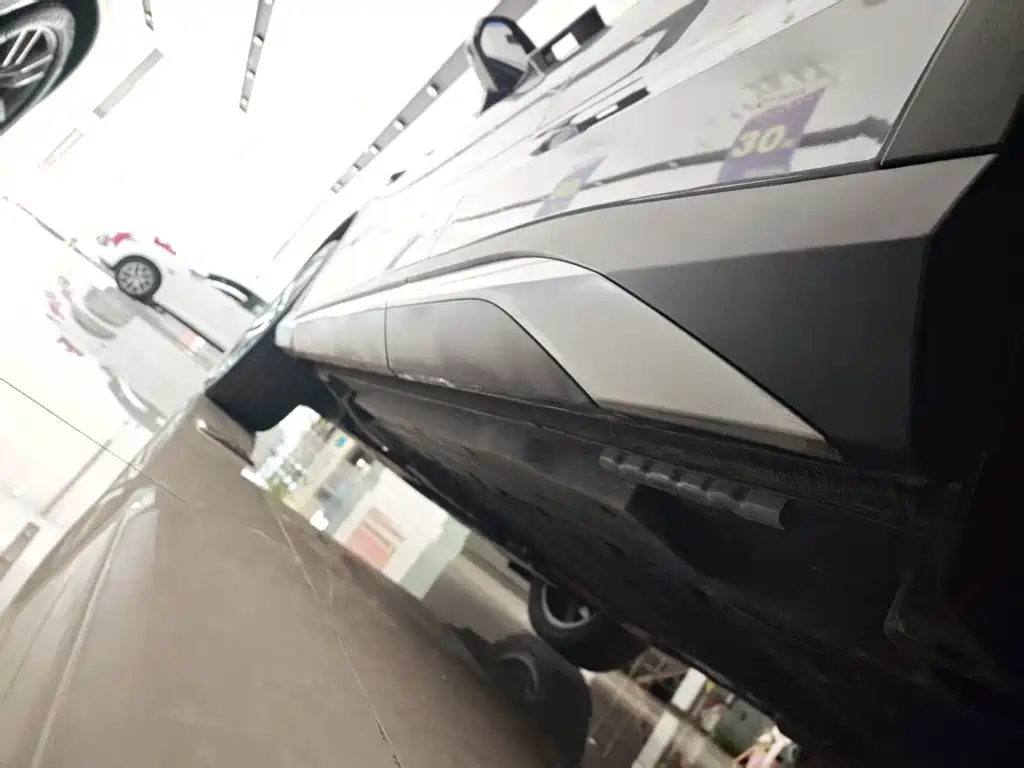 BYD L DM-i — миниатюра 22