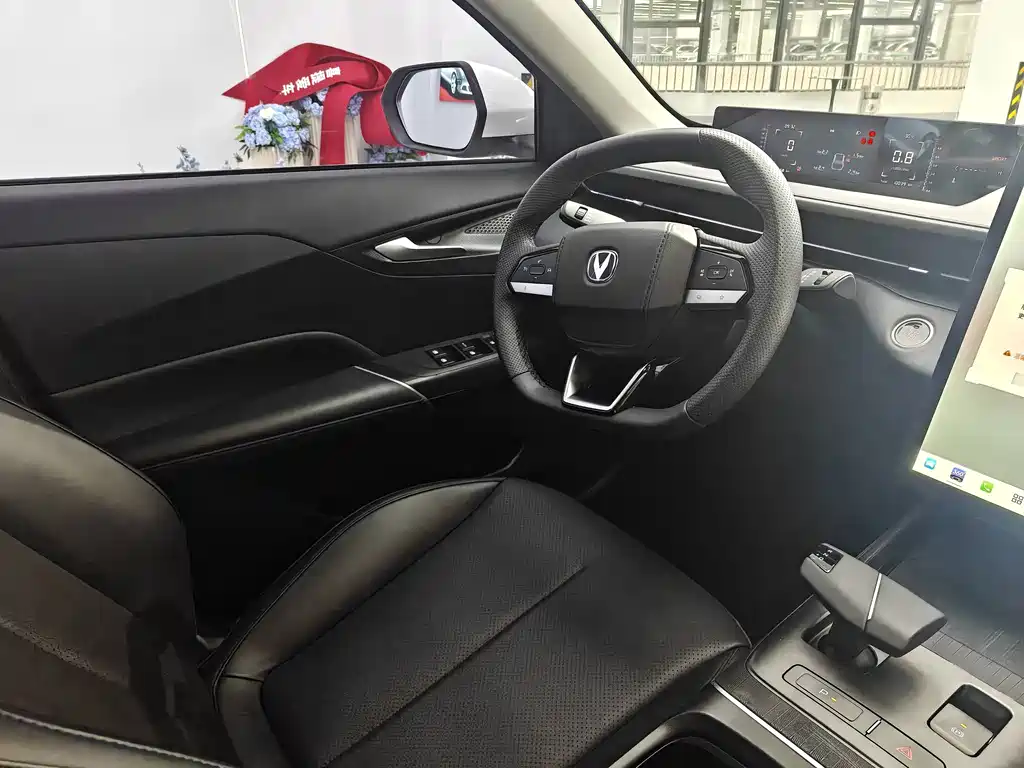 Changan Eado — миниатюра 9