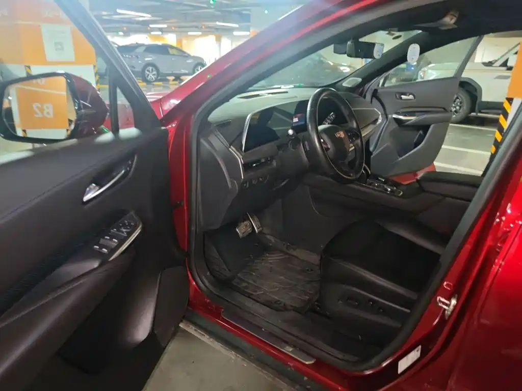 Cadillac XT4 — миниатюра 14